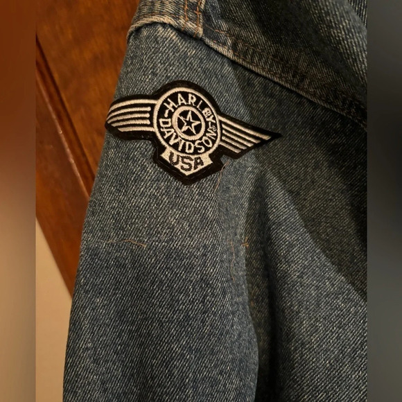 International Denim 3XL Jean Jacket with Harley Davidson patches - Picture 7 of 9